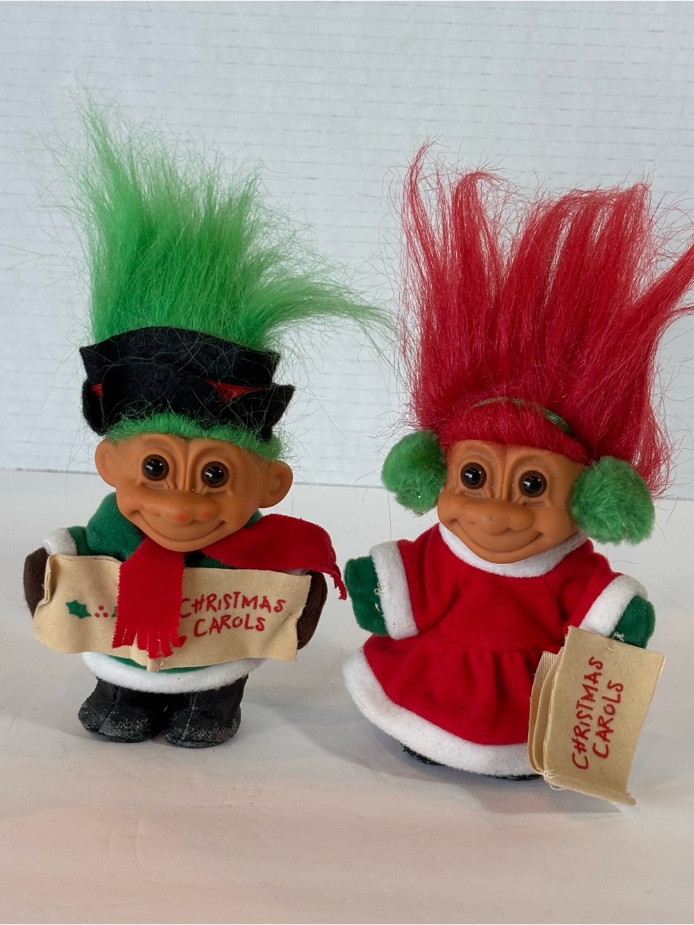Vintage Russ Berrie CHRISTMAS CAROLERS  - 5" Troll Dolls